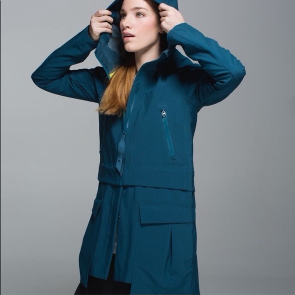 LULULEMON Rain Or Shine Interchangeable Hooded Jacket - Alberta Lake - Sz 12 - Picture 8 of 16